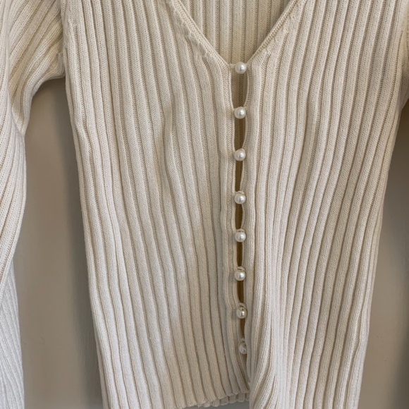 White Cardigan with Pearls - Picture 2 of 4